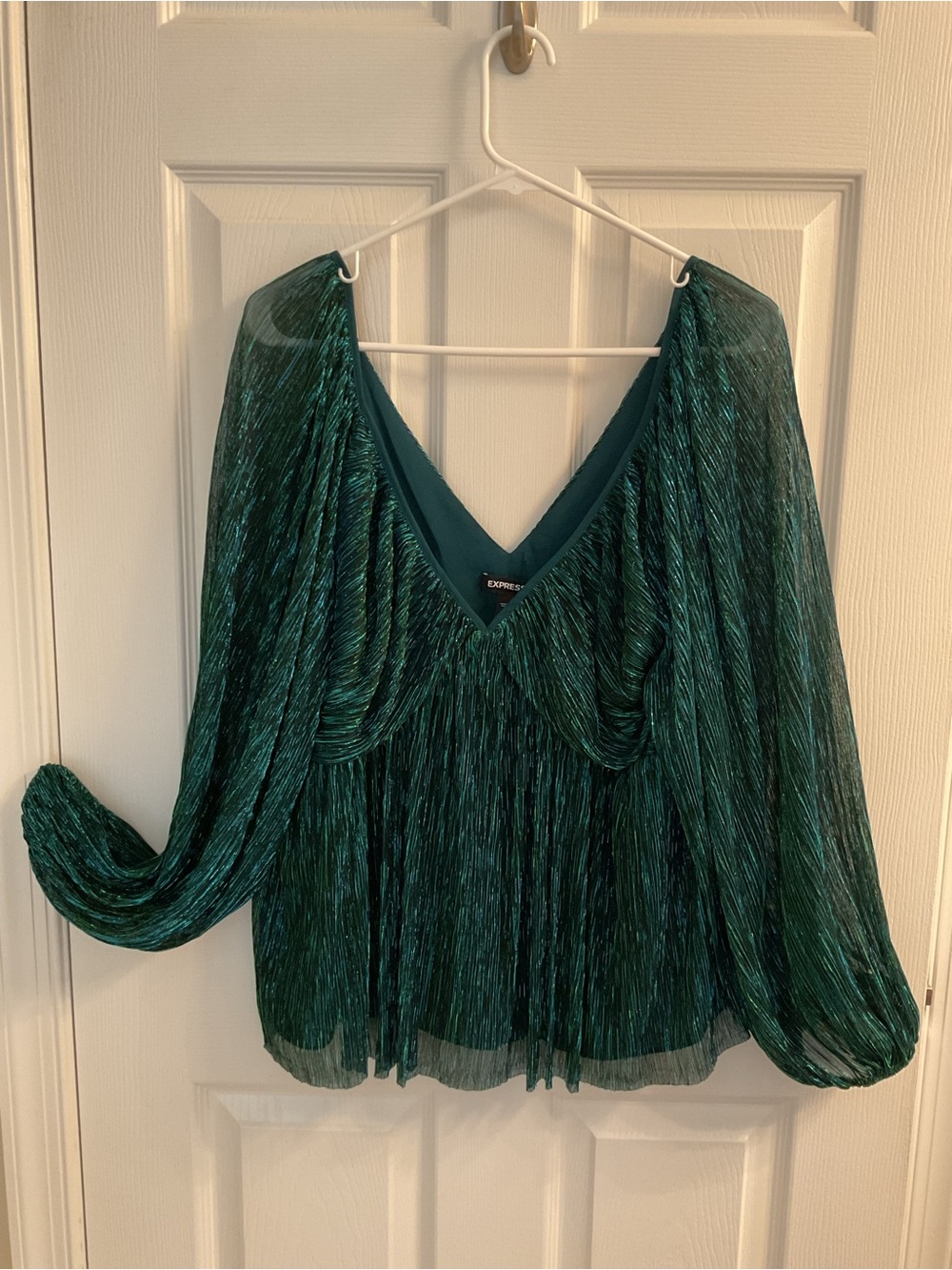 Express Women's Green V-Neck Pleated Blouse
